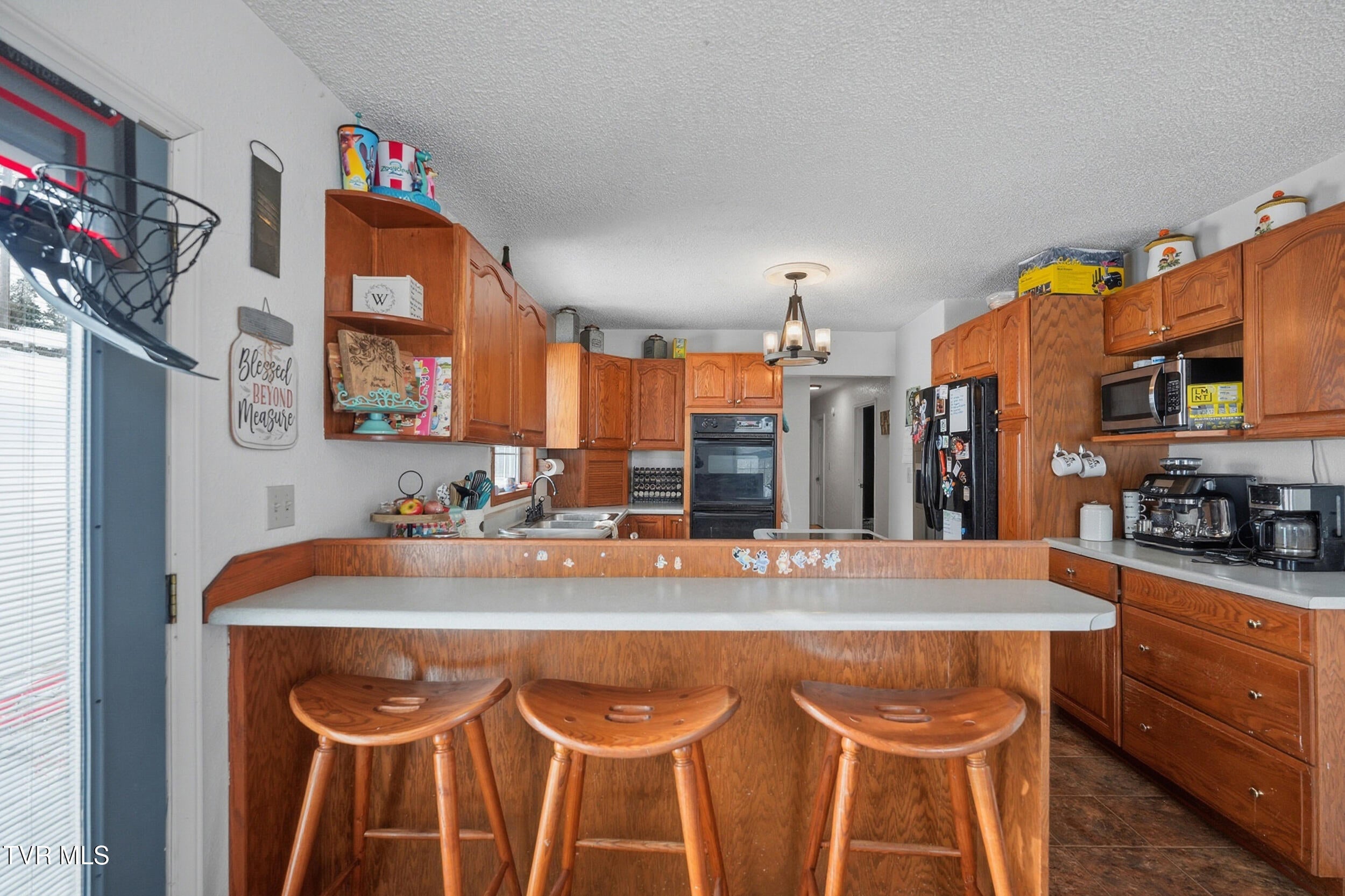 Photo #9: 117 Middle Avenue