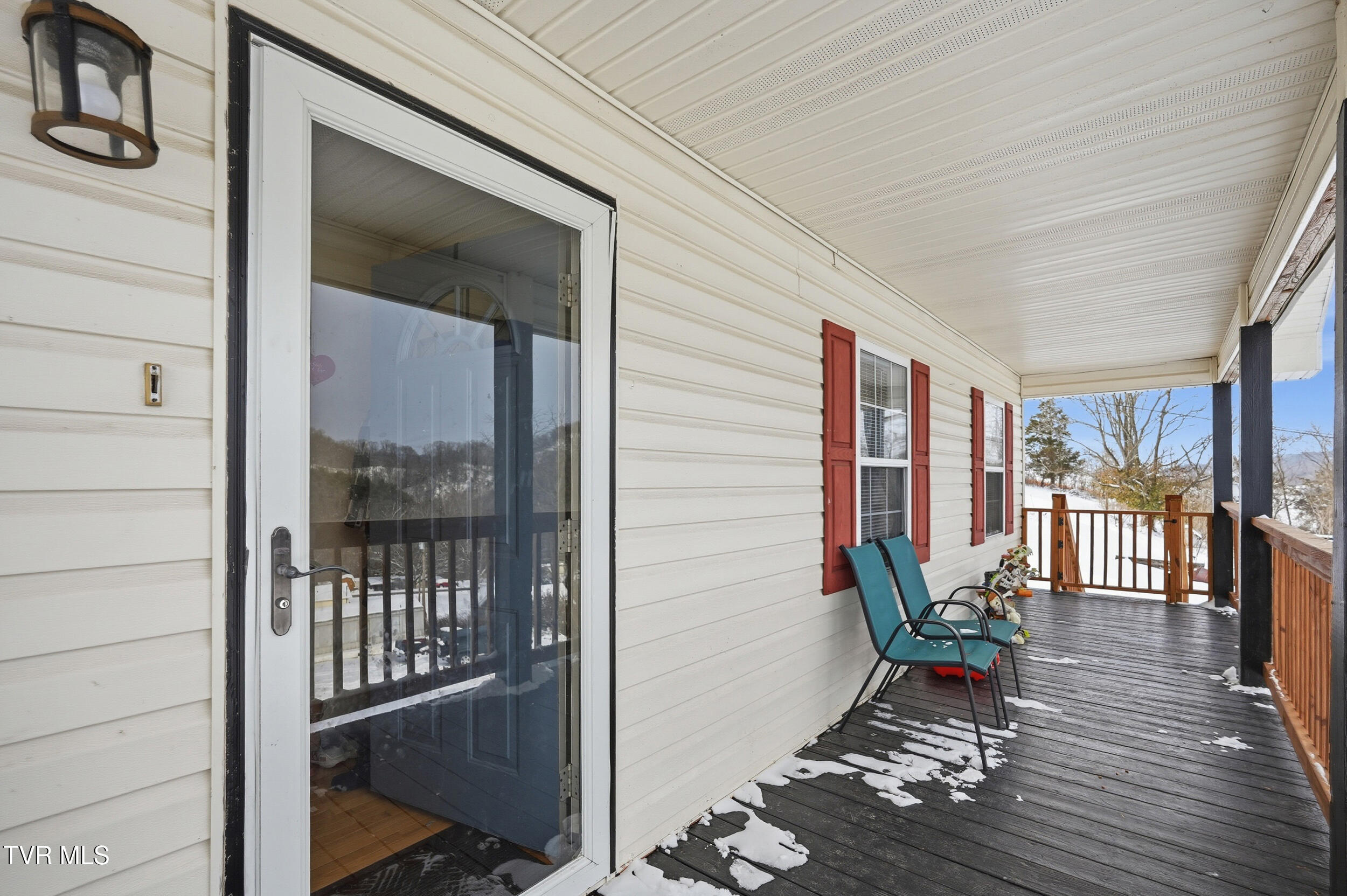 Photo #5: 117 Middle Avenue