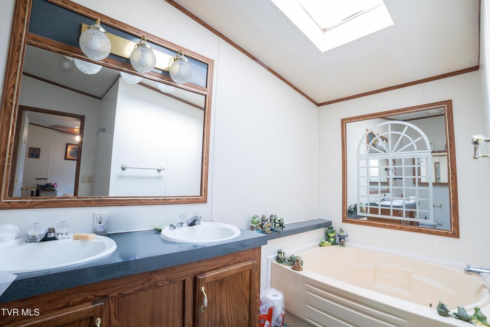 Photo #22: 2094 Old State Route 34 