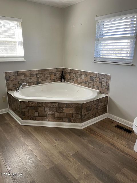 Photo #37: 229 Grigsby School Road