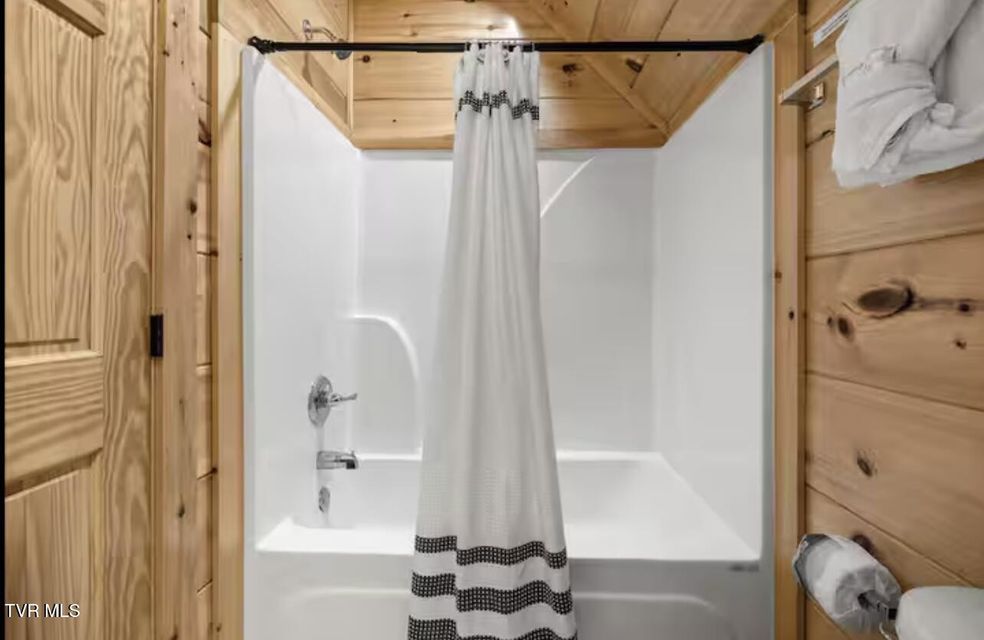 Photo #34: 3204 Choctaw Hill Way