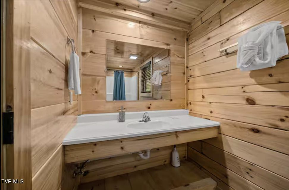 Photo #39: 3204 Choctaw Hill Way