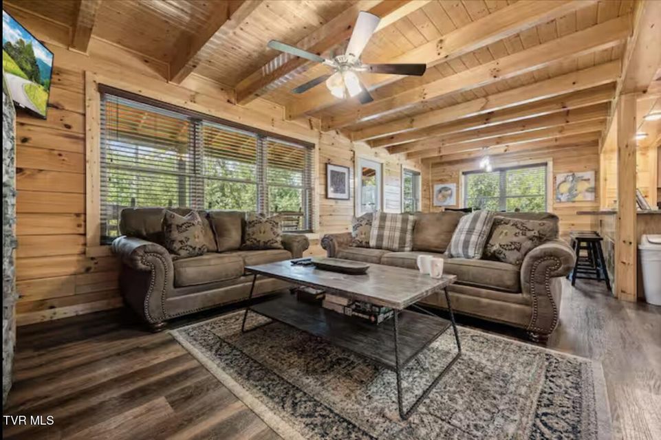 Photo #4: 3204 Choctaw Hill Way