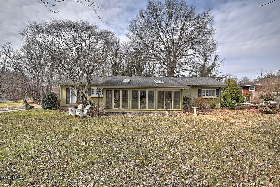 Photo #6: 204 Exeter Lane