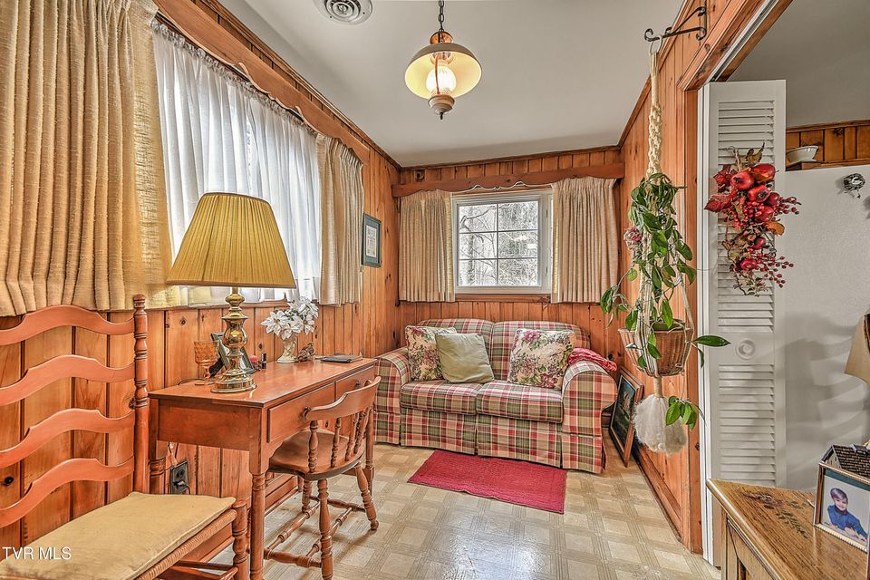 Photo #26: 204 Exeter Lane