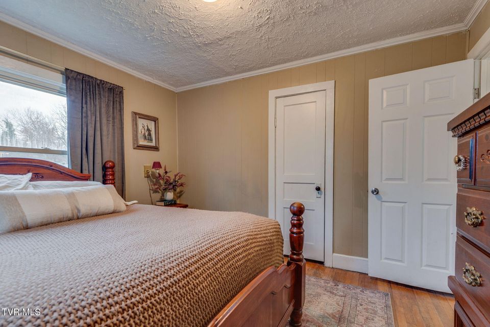 Photo #15: 1802 Washington Avenue