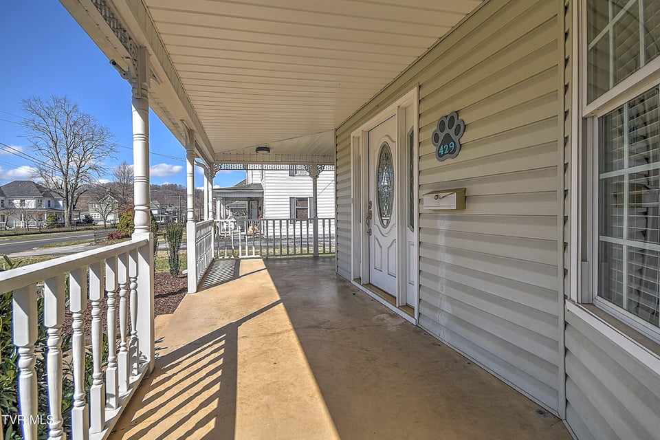 Photo #2: 429 Love Street