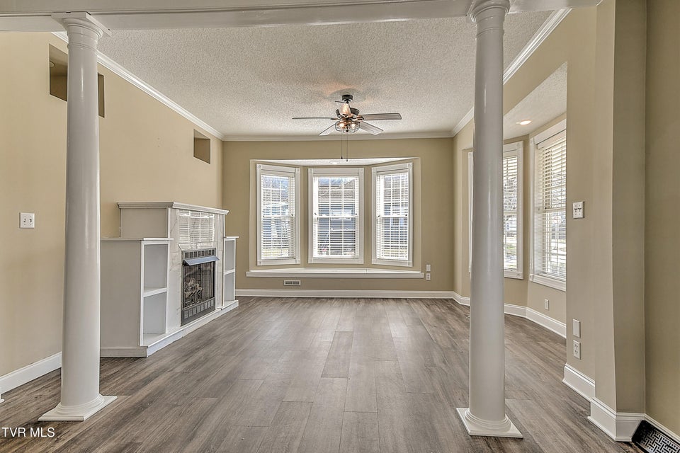 Photo #4: 429 Love Street