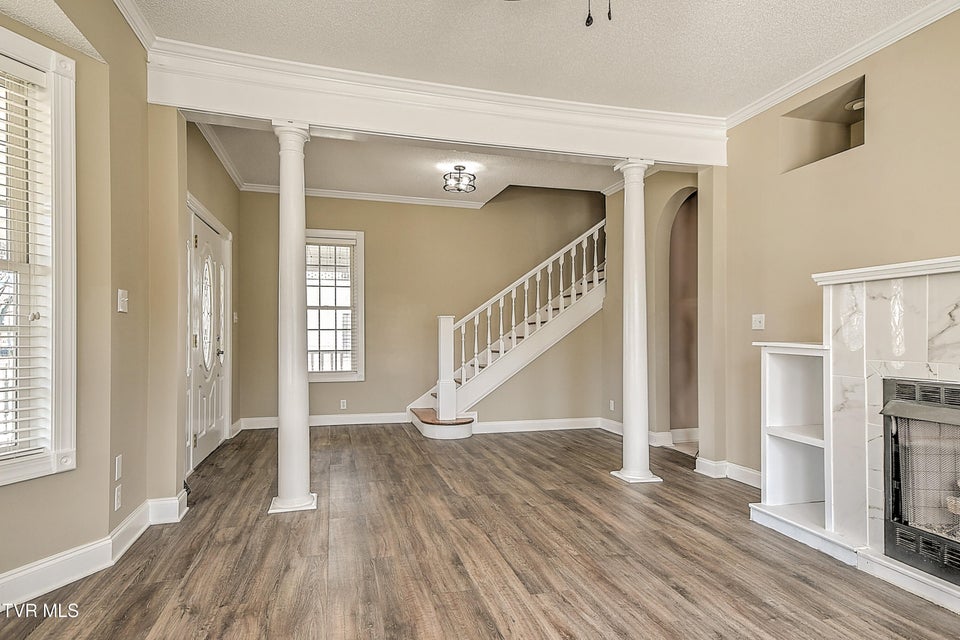 Photo #7: 429 Love Street