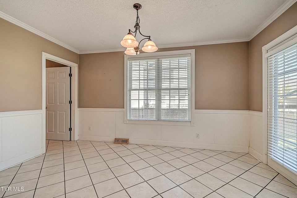 Photo #13: 429 Love Street