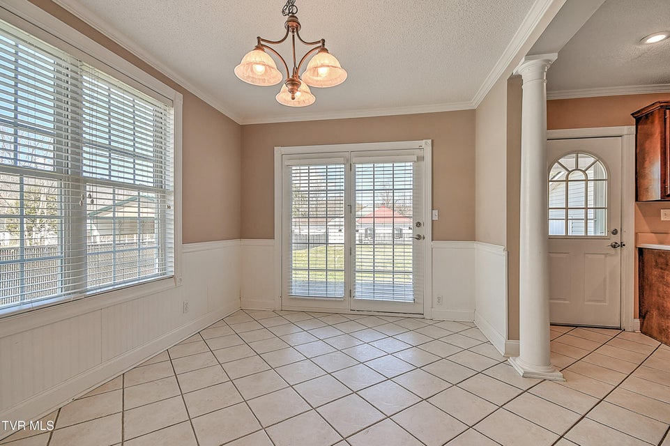 Photo #14: 429 Love Street