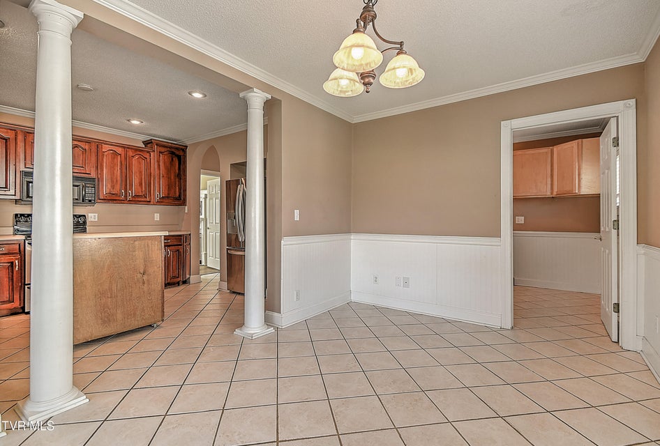 Photo #15: 429 Love Street