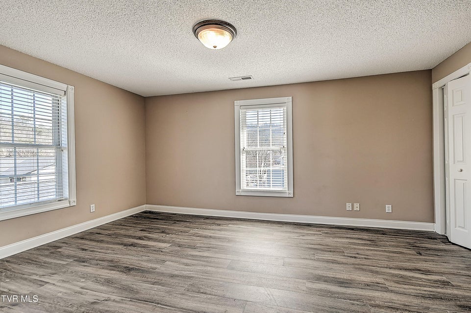 Photo #21: 429 Love Street