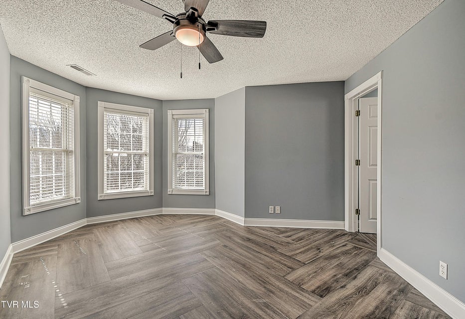 Photo #24: 429 Love Street