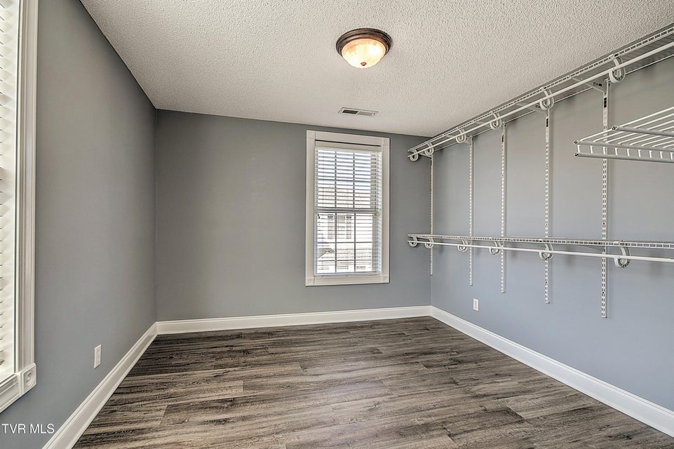 Photo #25: 429 Love Street