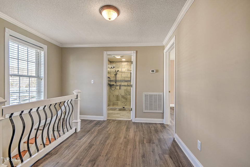 Photo #17: 429 Love Street