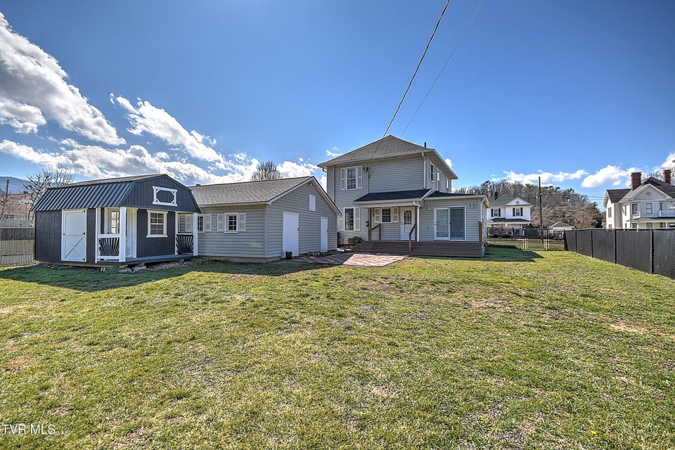 Photo #28: 429 Love Street