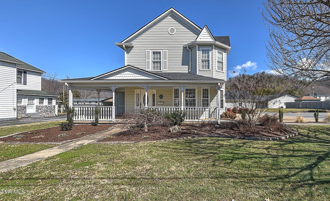 Photo #37: 429 Love Street