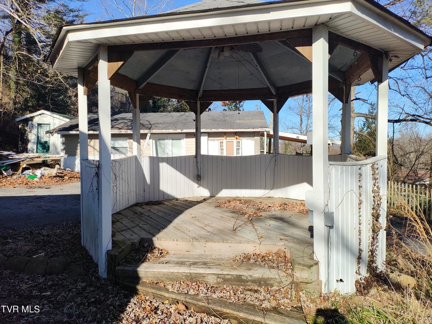 Photo #17: 514 Ranier Drive