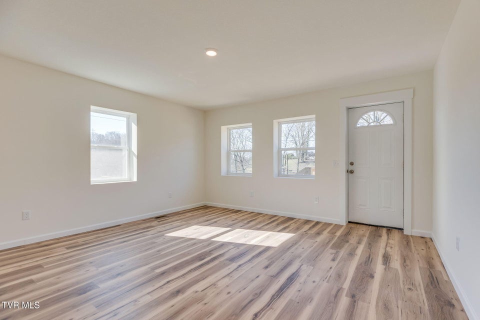 Photo #6: 200 Independence Drive