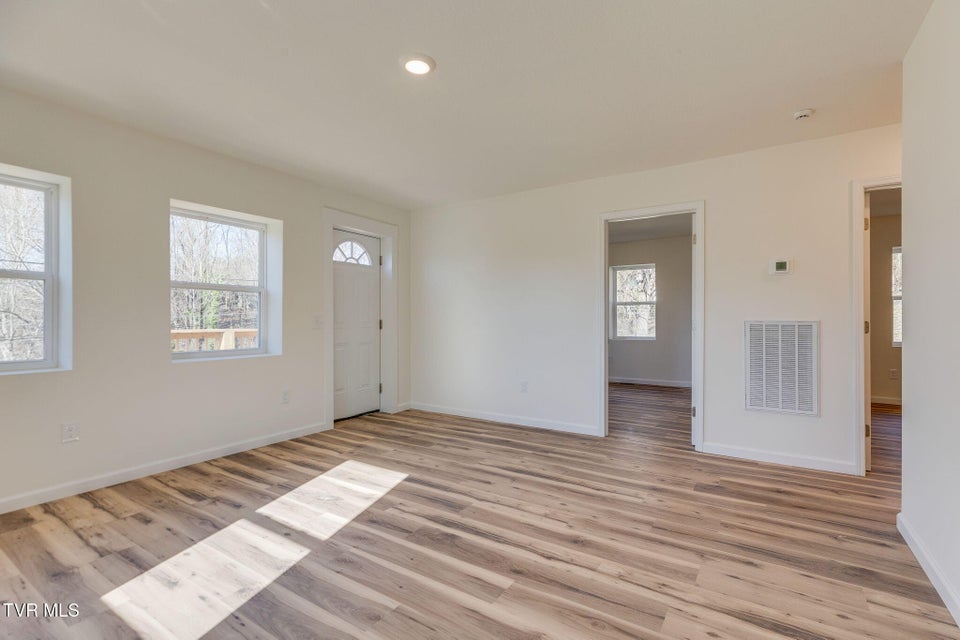 Photo #7: 200 Independence Drive