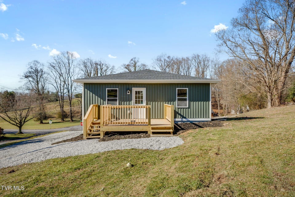 Photo #22: 200 Independence Drive