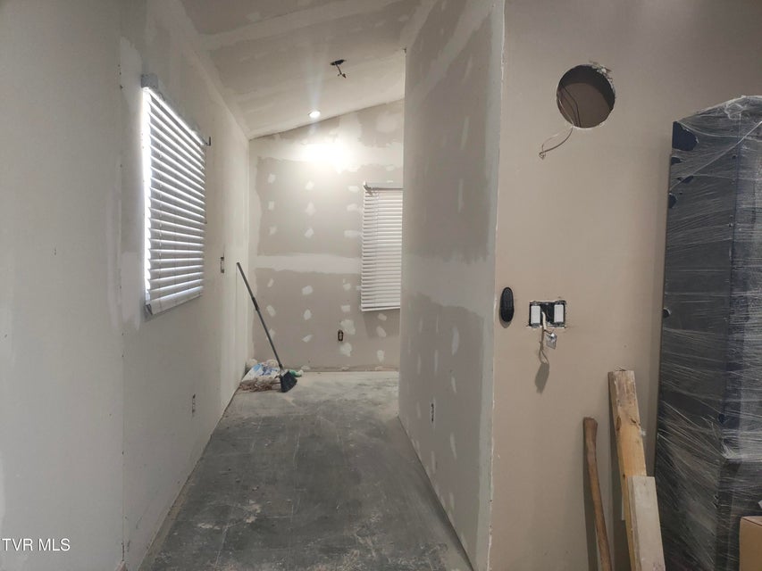 Photo #5: 514 Ranier Drive