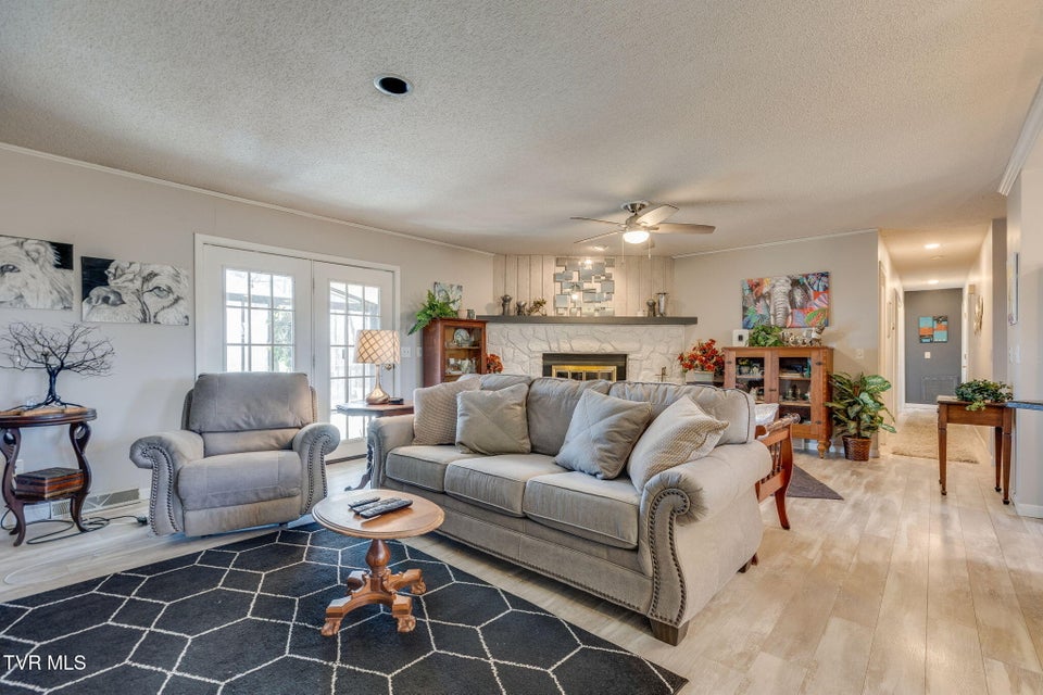 Photo #8: 1006 Olympus Circle