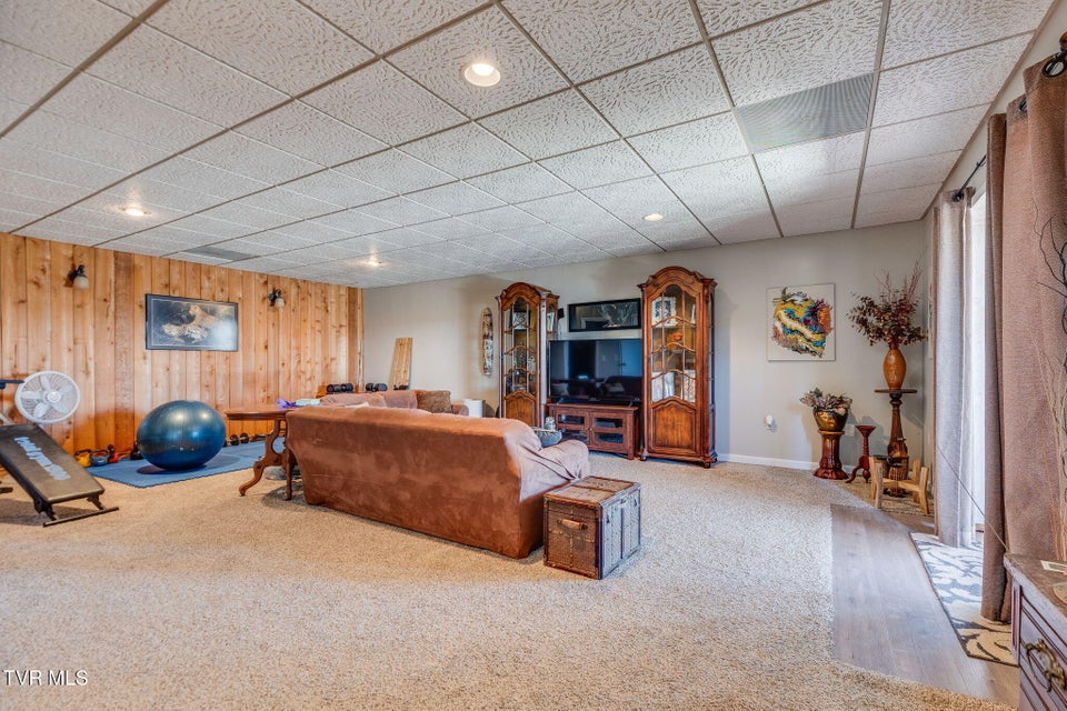 Photo #27: 1006 Olympus Circle