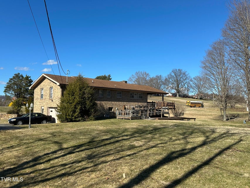 Photo #6: 533 Monte Vista Drive