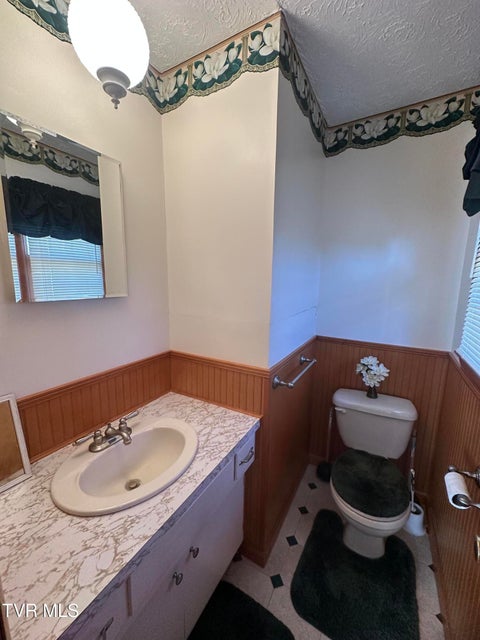 Photo #21: 533 Monte Vista Drive