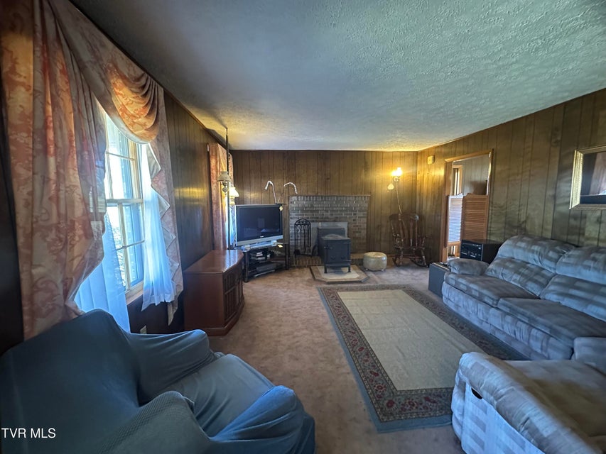 Photo #13: 533 Monte Vista Drive