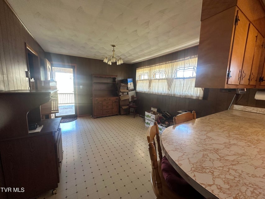 Photo #27: 533 Monte Vista Drive