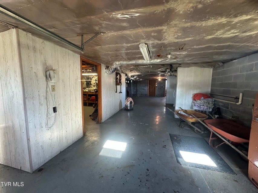 Photo #29: 533 Monte Vista Drive