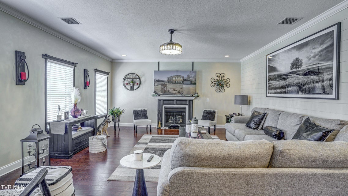 Photo #8: 168 Warrior Falls Drive