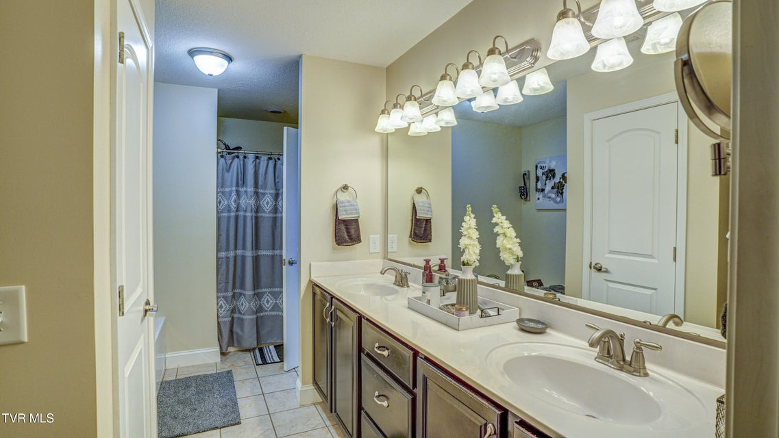 Photo #27: 168 Warrior Falls Drive