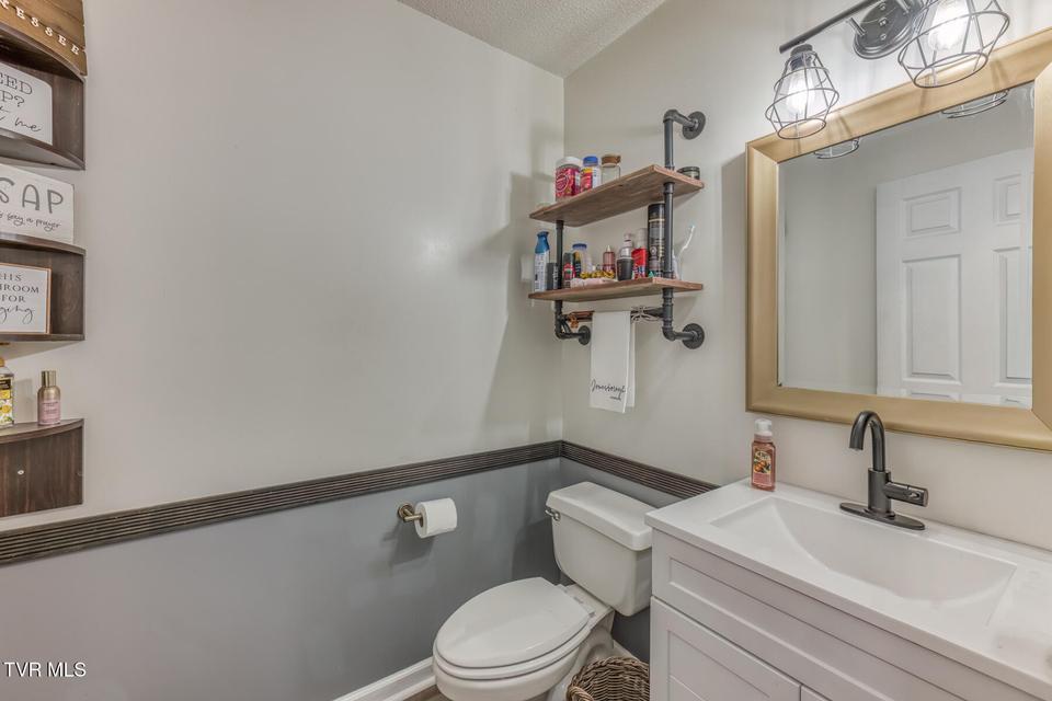 Photo #17: 198 Dean Archer Road