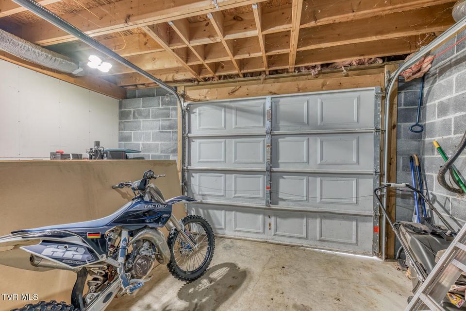 Photo #31: 198 Dean Archer Road