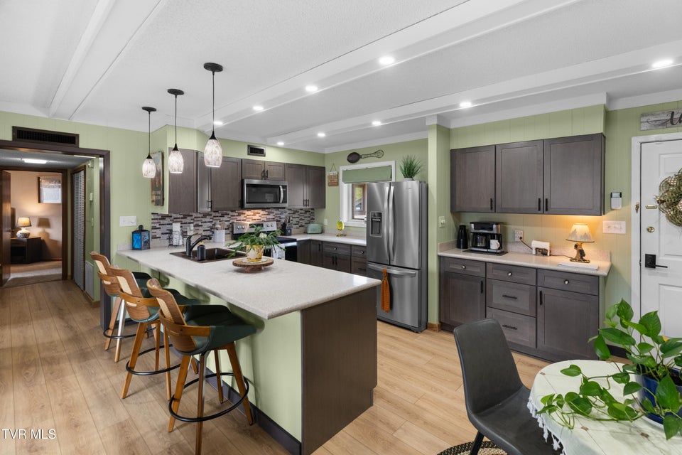 Photo #9: 1824 Oriole Road