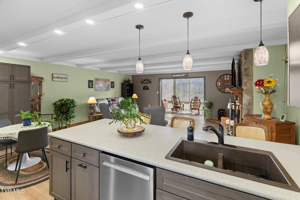 Photo #11: 1824 Oriole Road