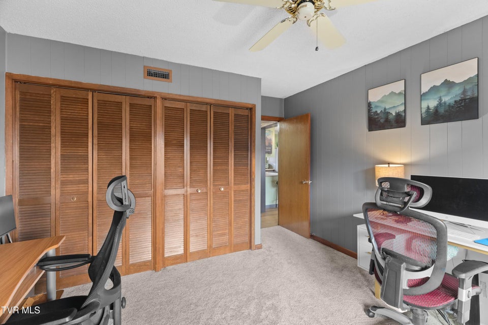 Photo #17: 1824 Oriole Road