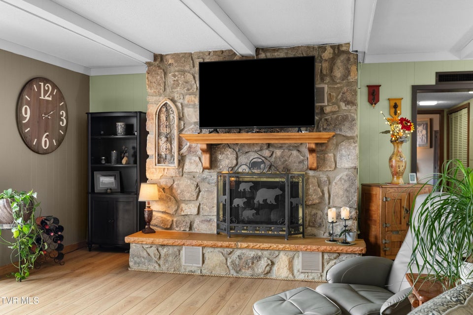 Photo #6: 1824 Oriole Road