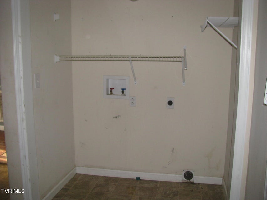 Photo #18: 129 Fredrick Street