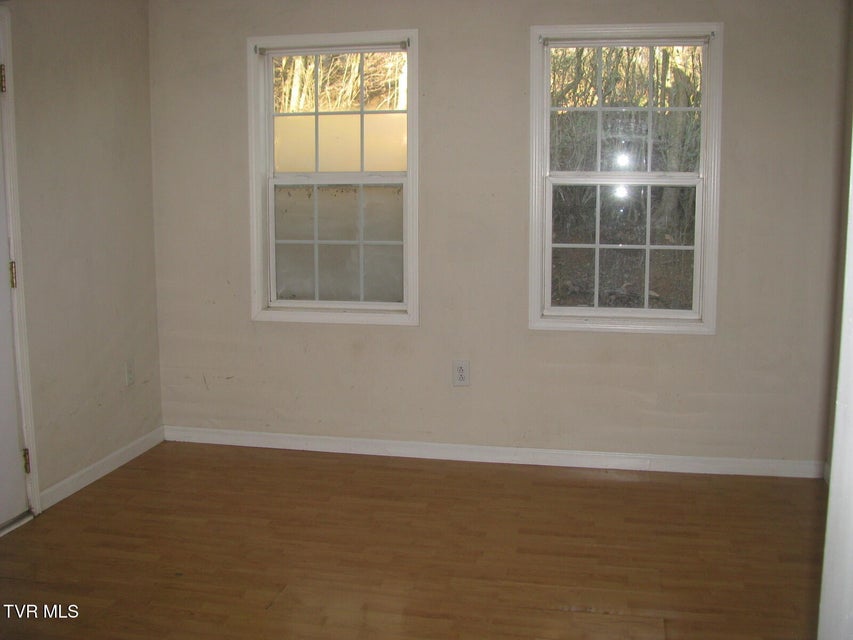 Photo #19: 129 Fredrick Street