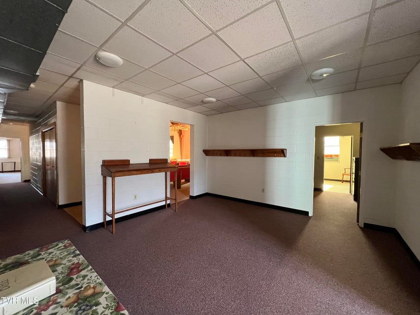 Photo #9: 208 Vi Ranch Road