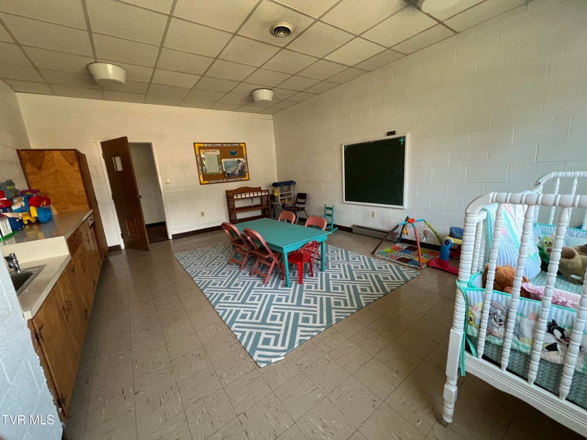 Photo #17: 208 Vi Ranch Road