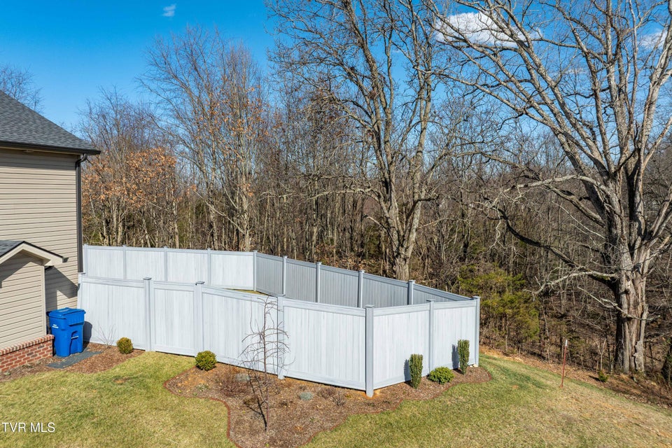 Photo #39: 1072 Riddle Ridge