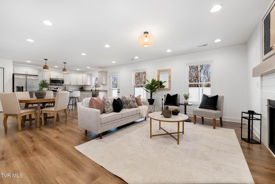 Photo #13: 1072 Riddle Ridge