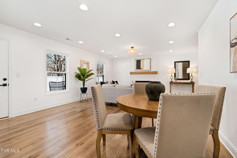 Photo #18: 1072 Riddle Ridge