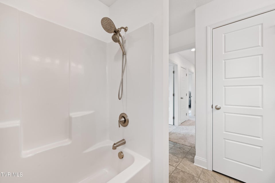 Photo #34: 1072 Riddle Ridge